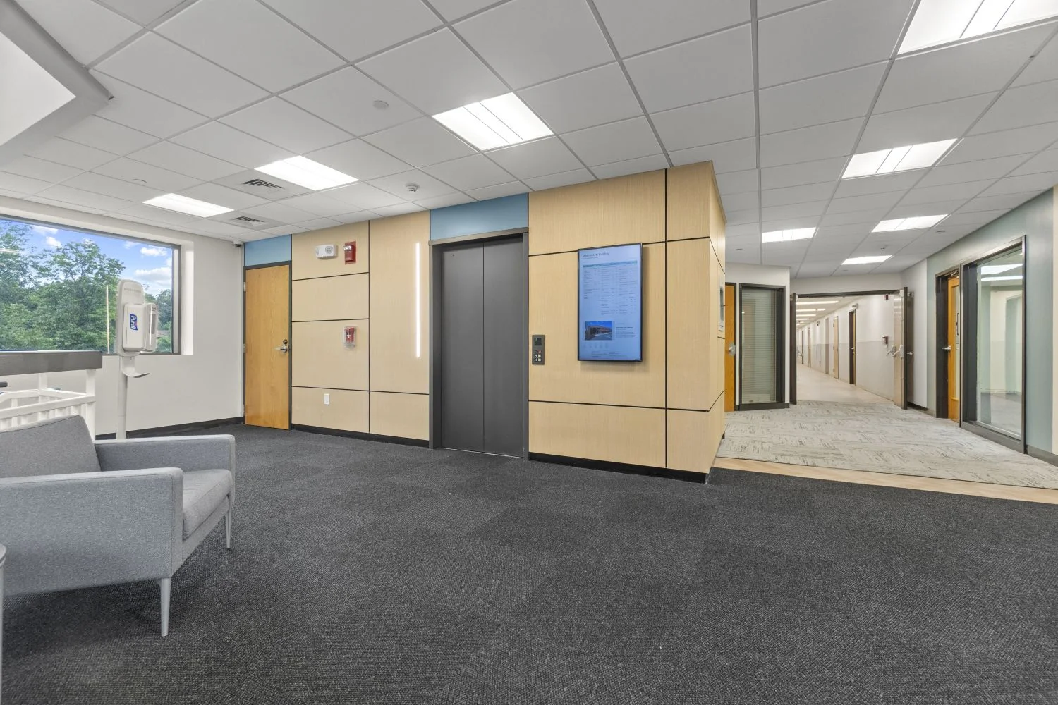 15 Corporate Dr   45 1st Fl 2.webp